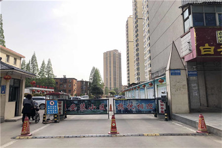 龙都君临公寓2室1厅1卫56万85m2出售